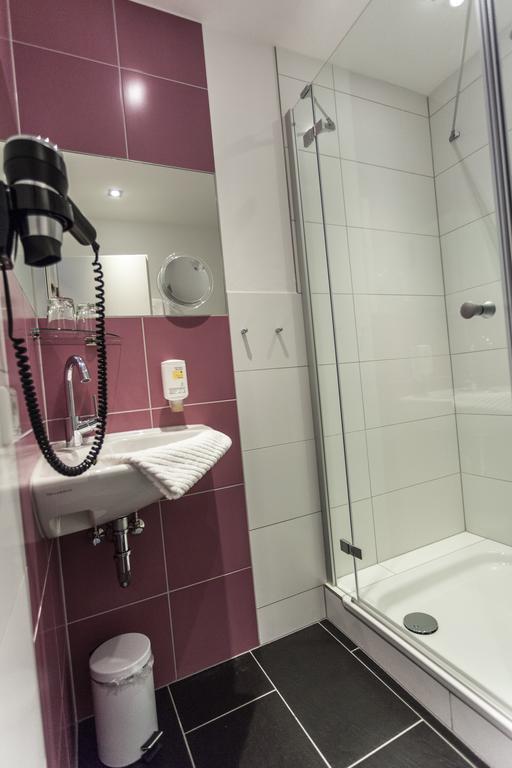 Hotel Fliegendes Klassenzimmer Bad Berleburg Buitenkant foto