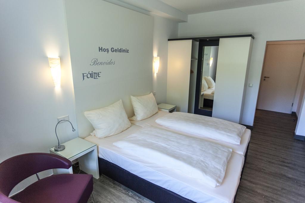 Hotel Fliegendes Klassenzimmer Bad Berleburg Buitenkant foto