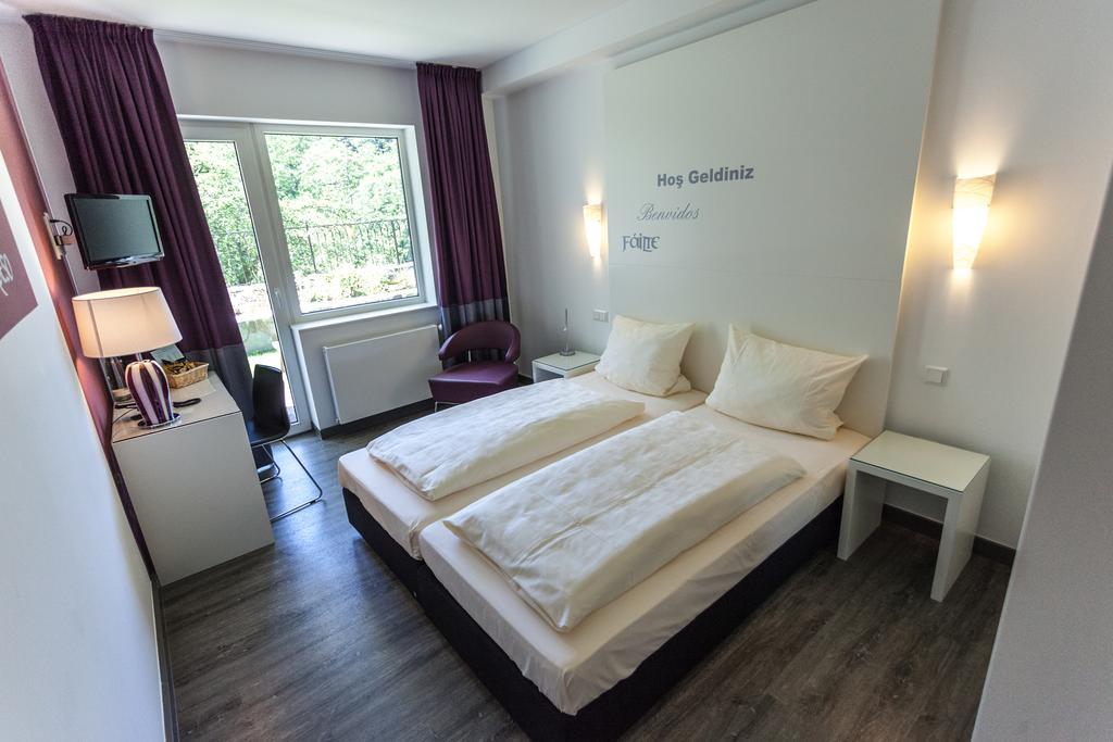 Hotel Fliegendes Klassenzimmer Bad Berleburg Buitenkant foto
