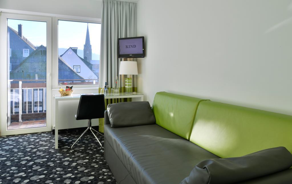 Hotel Fliegendes Klassenzimmer Bad Berleburg Buitenkant foto