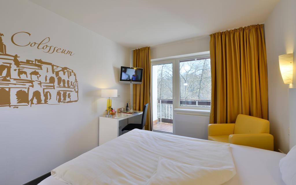 Hotel Fliegendes Klassenzimmer Bad Berleburg Buitenkant foto
